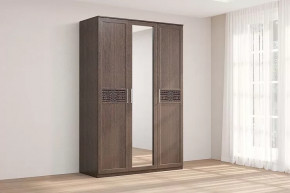 Шкаф 3-х створчатый с зеркалом Кэт-4 Венге Диал в Междуреченском - mezhdurechenskij.mebel-tymen.ru | фото